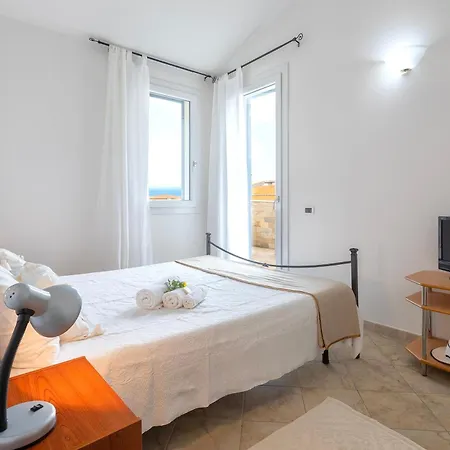 Le Residenze Di Anna Apartment